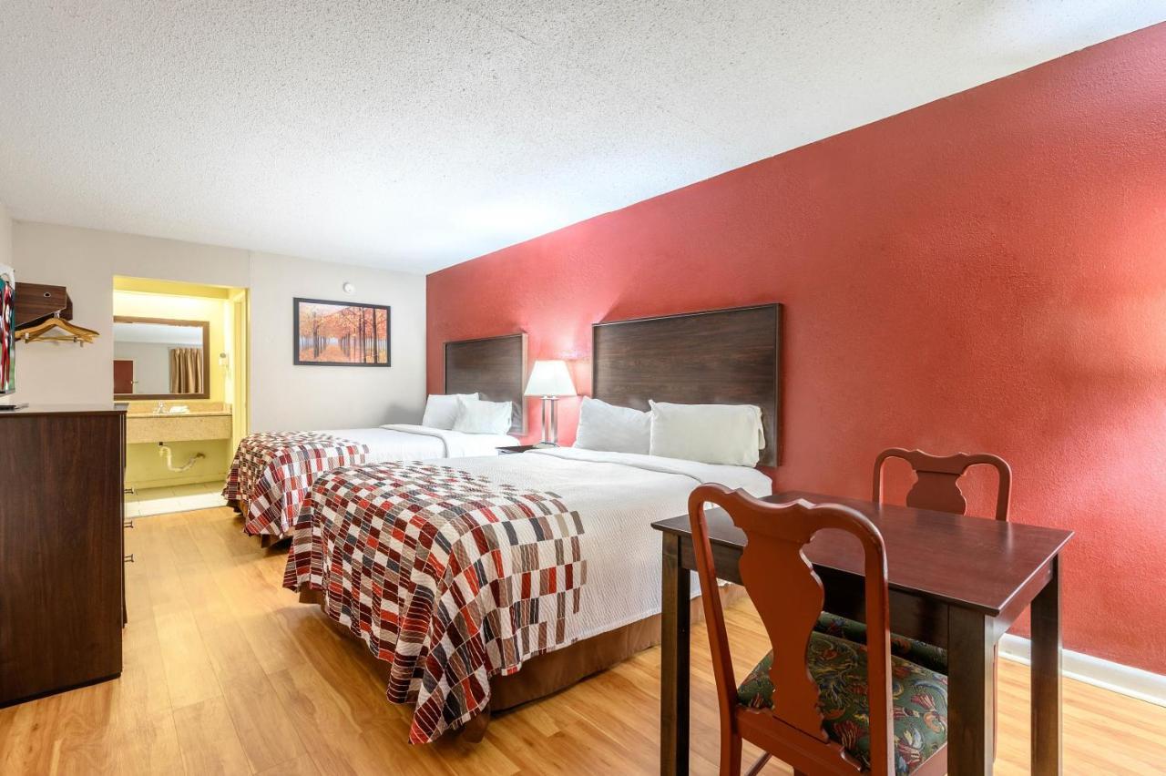 Red Roof Inn Sylacauga Exterior photo