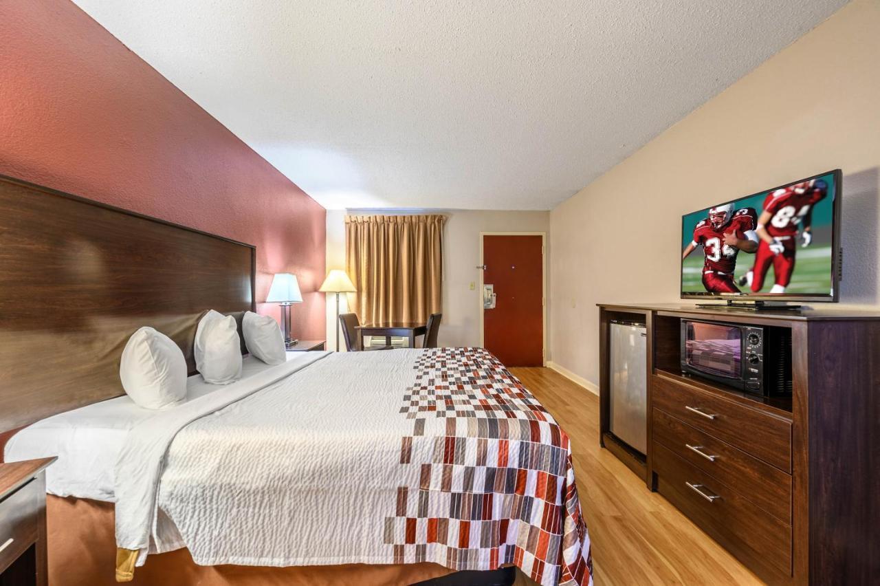 Red Roof Inn Sylacauga Exterior photo