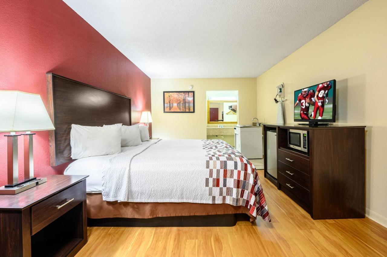 Red Roof Inn Sylacauga Exterior photo