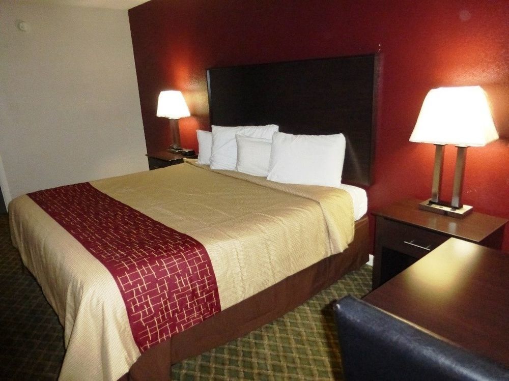 Red Roof Inn Sylacauga Exterior photo